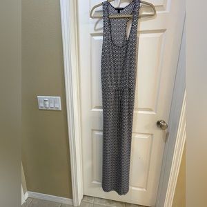 Maxi dress with waist tie